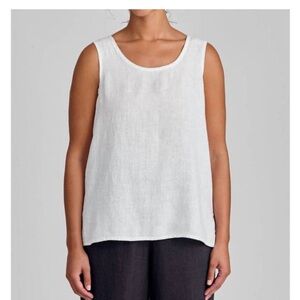 FLAX fundamental tank in white S
